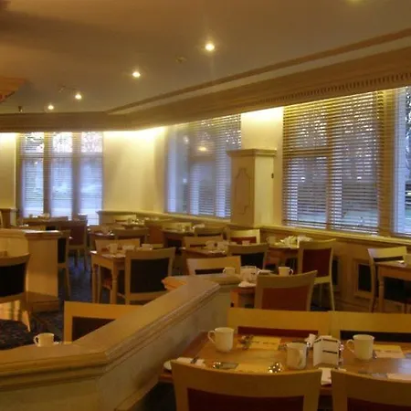 Mercure Bradford, Bankfield Hotell 3*